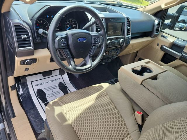 Used 2015 Ford F150 XLT w/ Equipment Group 302A Luxury RWD image 16