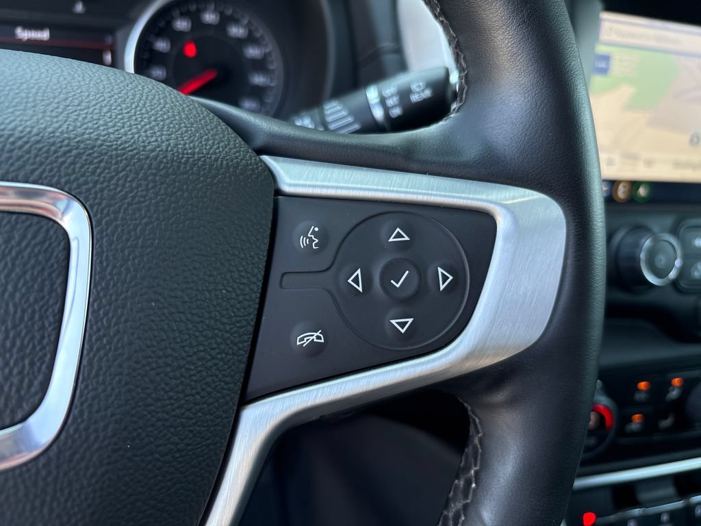 Used 2024 GMC Terrain SLT w/ Infotainment Package II AWD/4WD image 21