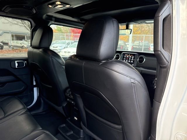 Used 2022 Jeep Wrangler Unlimited Sahara w/ LED Lighting Group image 29