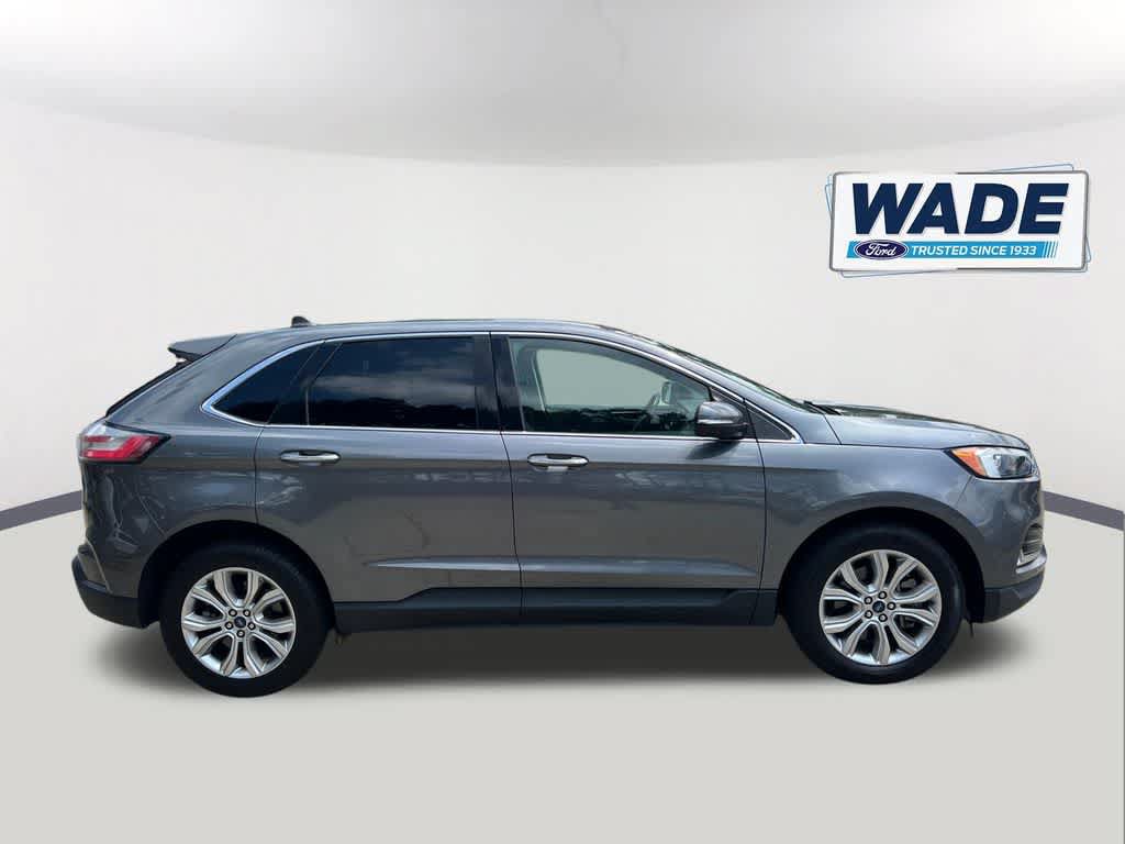 Used 2022 Ford Edge Titanium AWD/4WD image 4