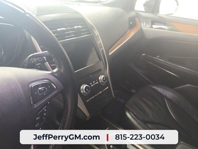 Used 2017 Lincoln MKC Reserve w/ Lincoln MKC Climate Package AWD/4WD image 28
