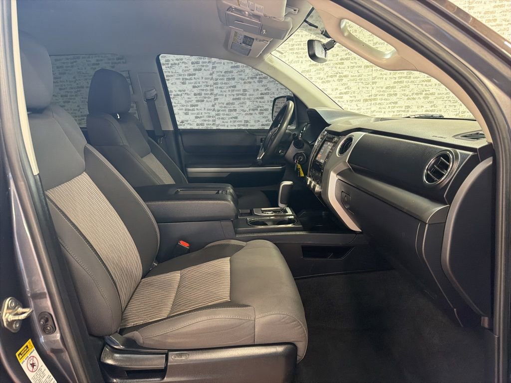 Used 2017 Toyota Tundra SR5 image 11