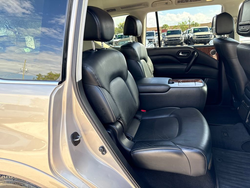 Used 2019 INFINITI QX80 Luxe w/ All-Season Package image 27