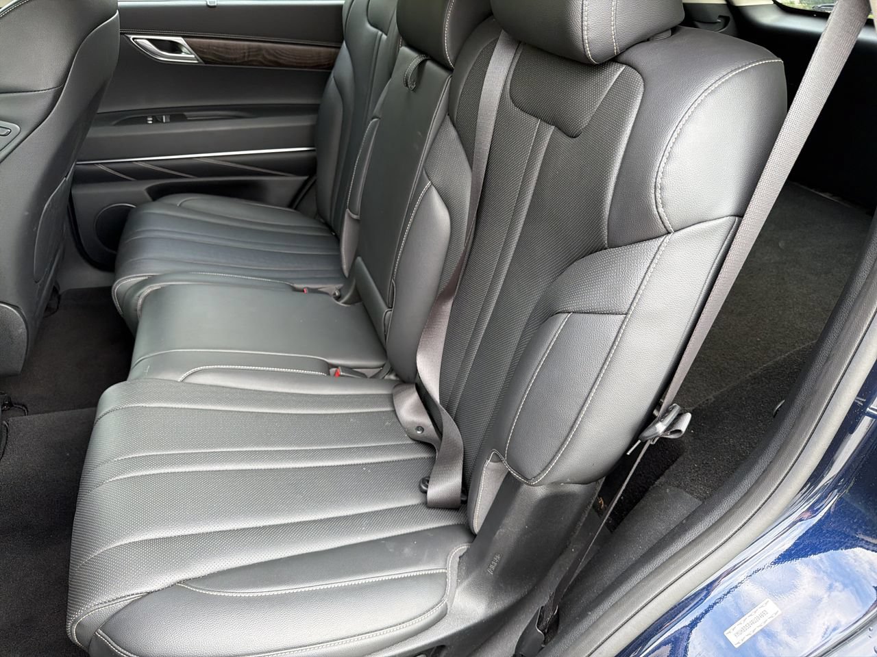 Used 2024 Genesis GV80 2.5T AWD/4WD image 19
