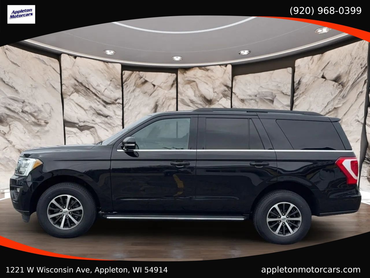 Used 2019 Ford Expedition XLT w/ Equipment Group 202A AWD/4WD image 2