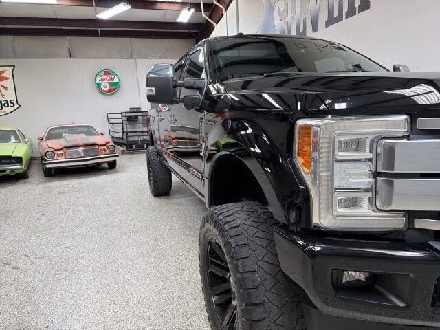 Used 2017 Ford F250 Platinum w/ Platinum Ultimate Package AWD/4WD image 39