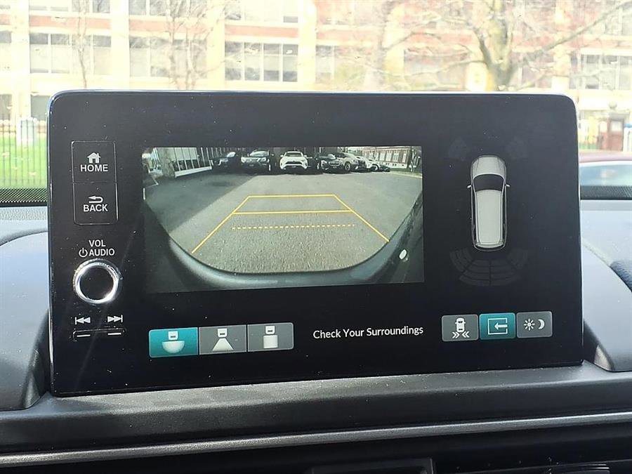 Used 2023 Honda Pilot Touring image 27