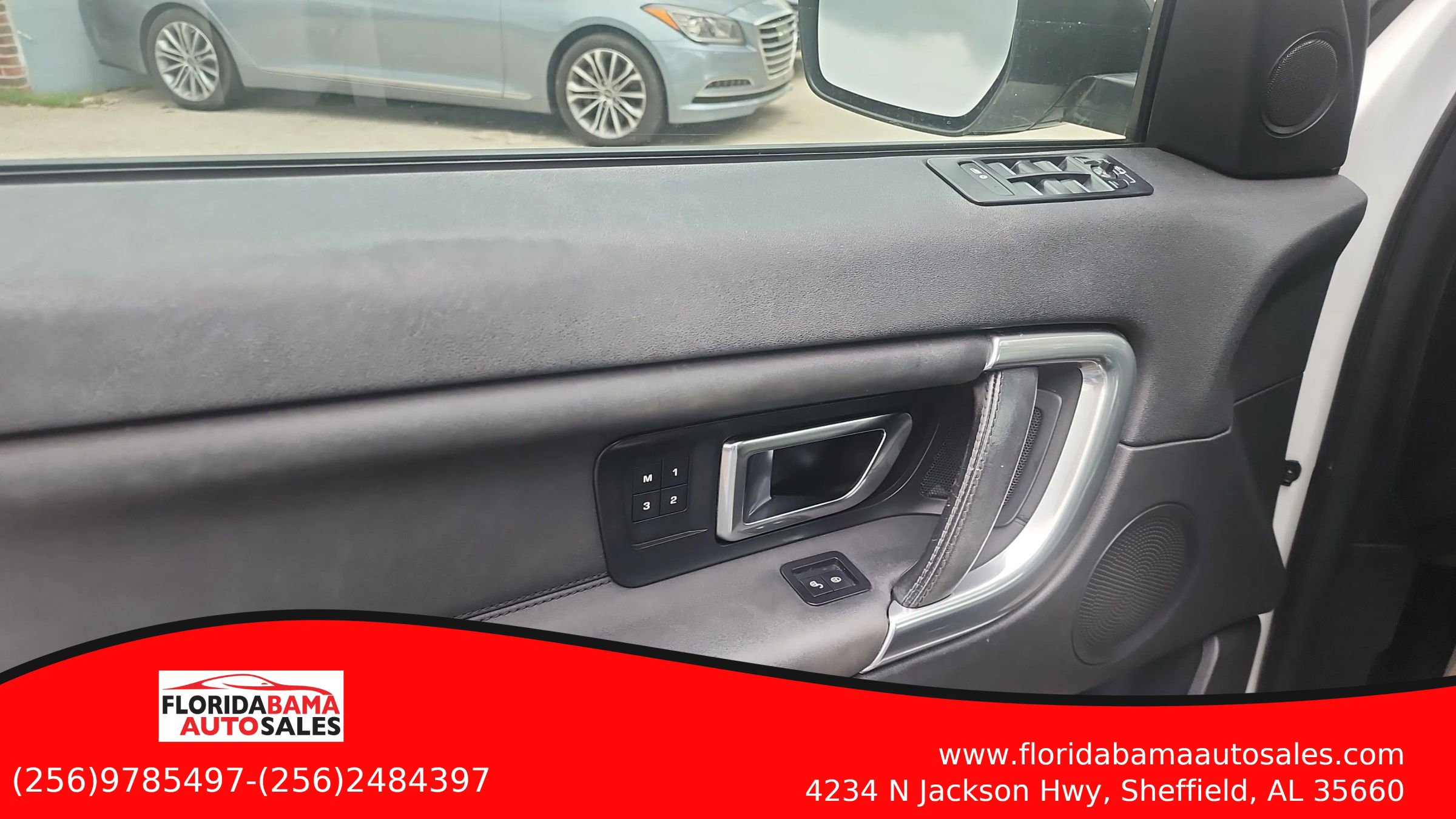 Used 2016 Land Rover Discovery Sport HSE image 18