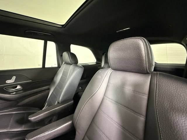 Used 2022 Mercedes-Benz GLS 450 4MATIC w/ AMG Line Exterior image 25