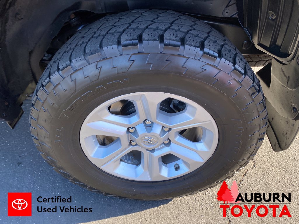 Certified 2021 Toyota 4Runner SR5 AWD/4WD image 24