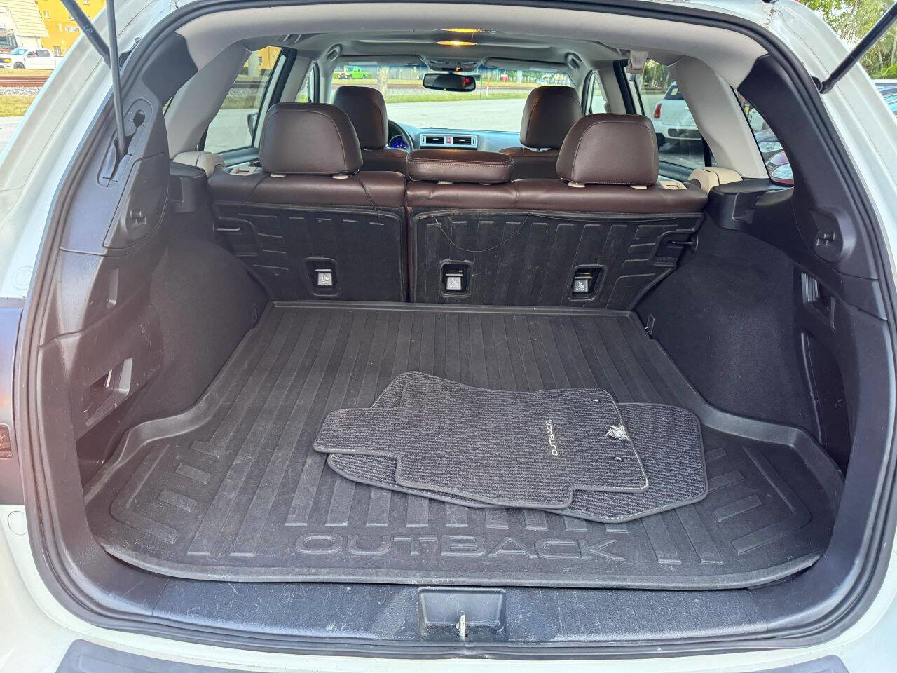 Used 2017 Subaru Outback 2.5i Premium AWD/4WD image 20