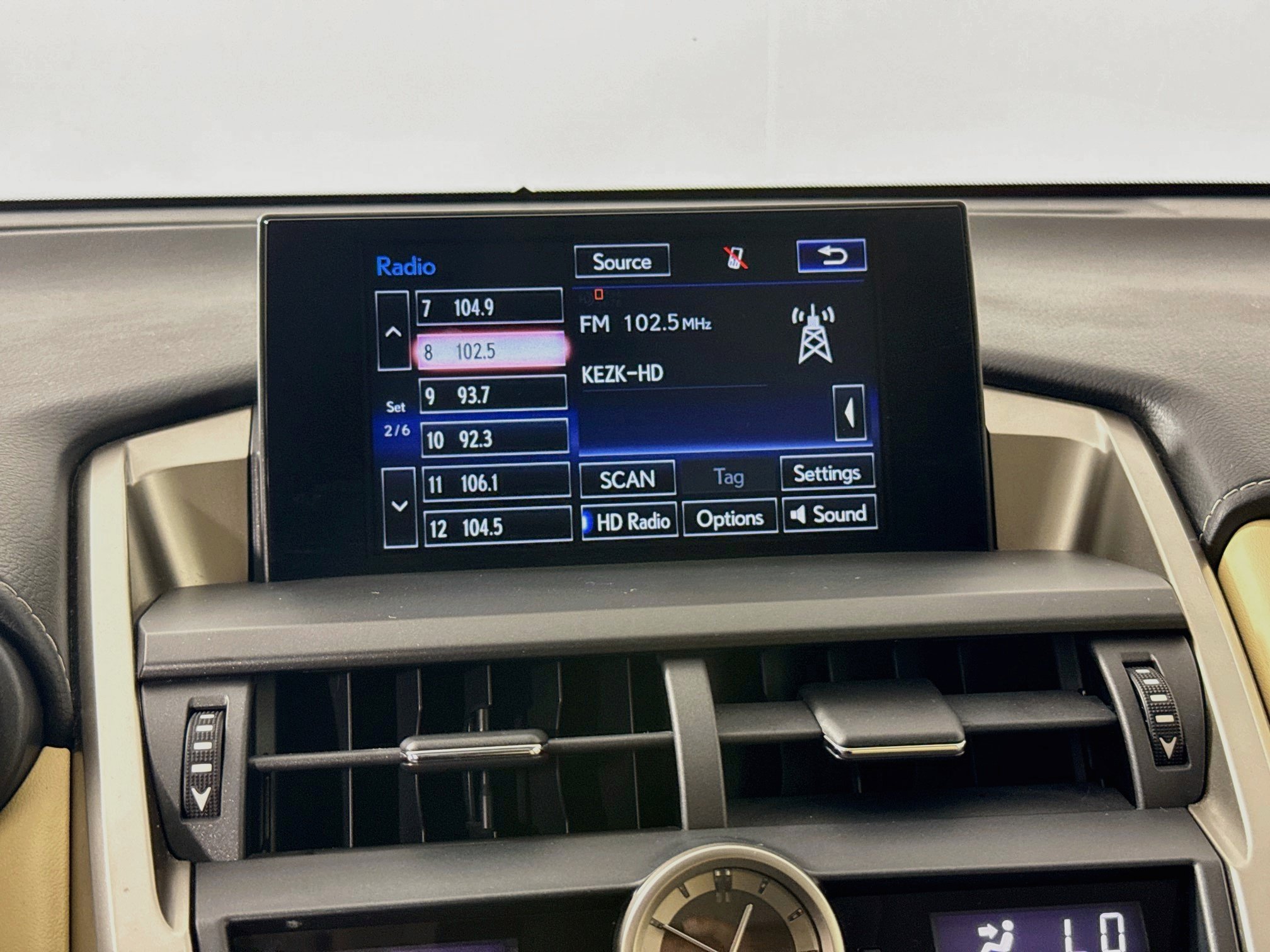 Used 2016 Lexus NX 200t AWD image 15