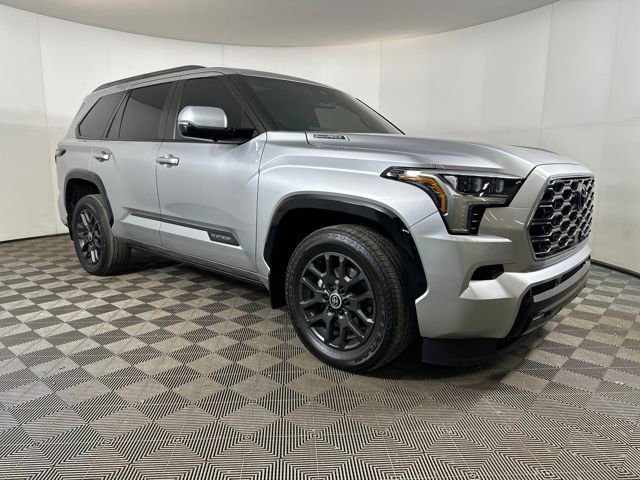 Used 2024 Toyota Sequoia Capstone image 2