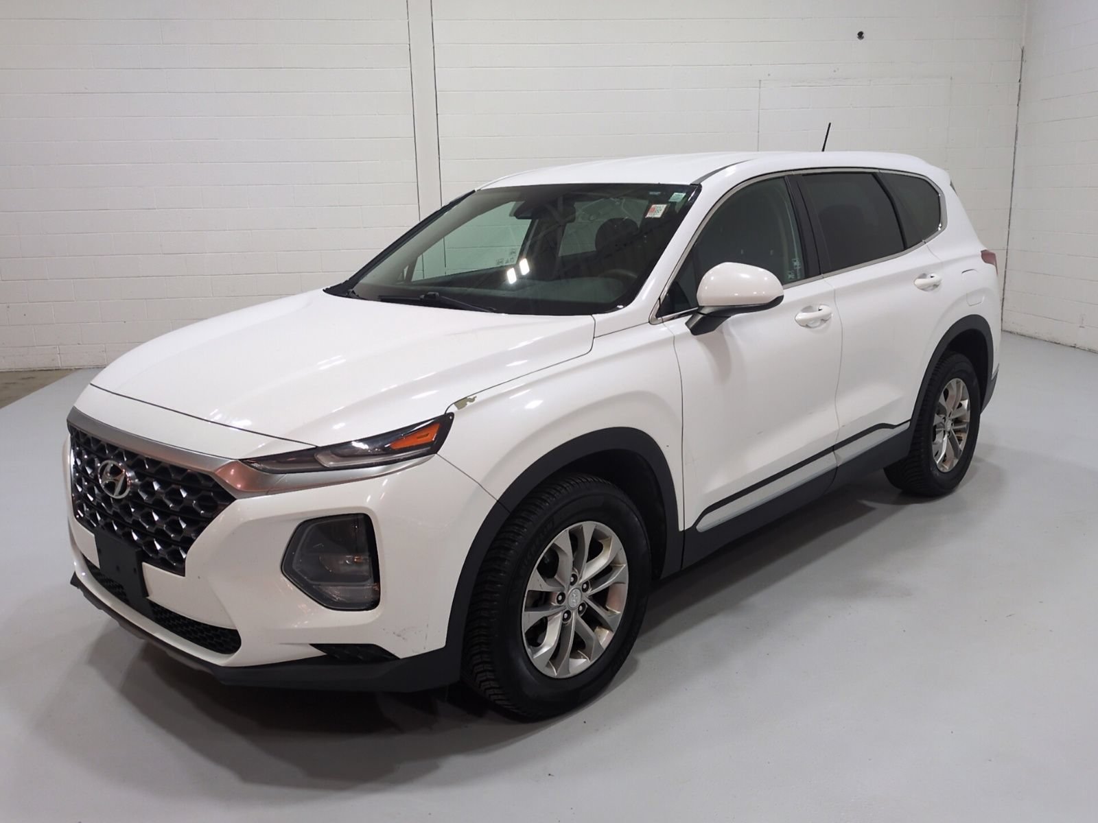 Used 2019 Hyundai Santa Fe SE AWD/4WD image 7