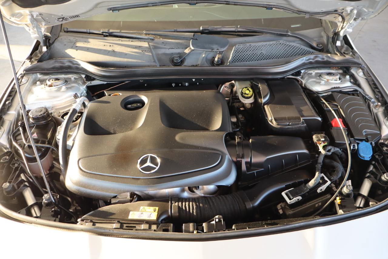 Used 2018 Mercedes-Benz CLA 250 image 44