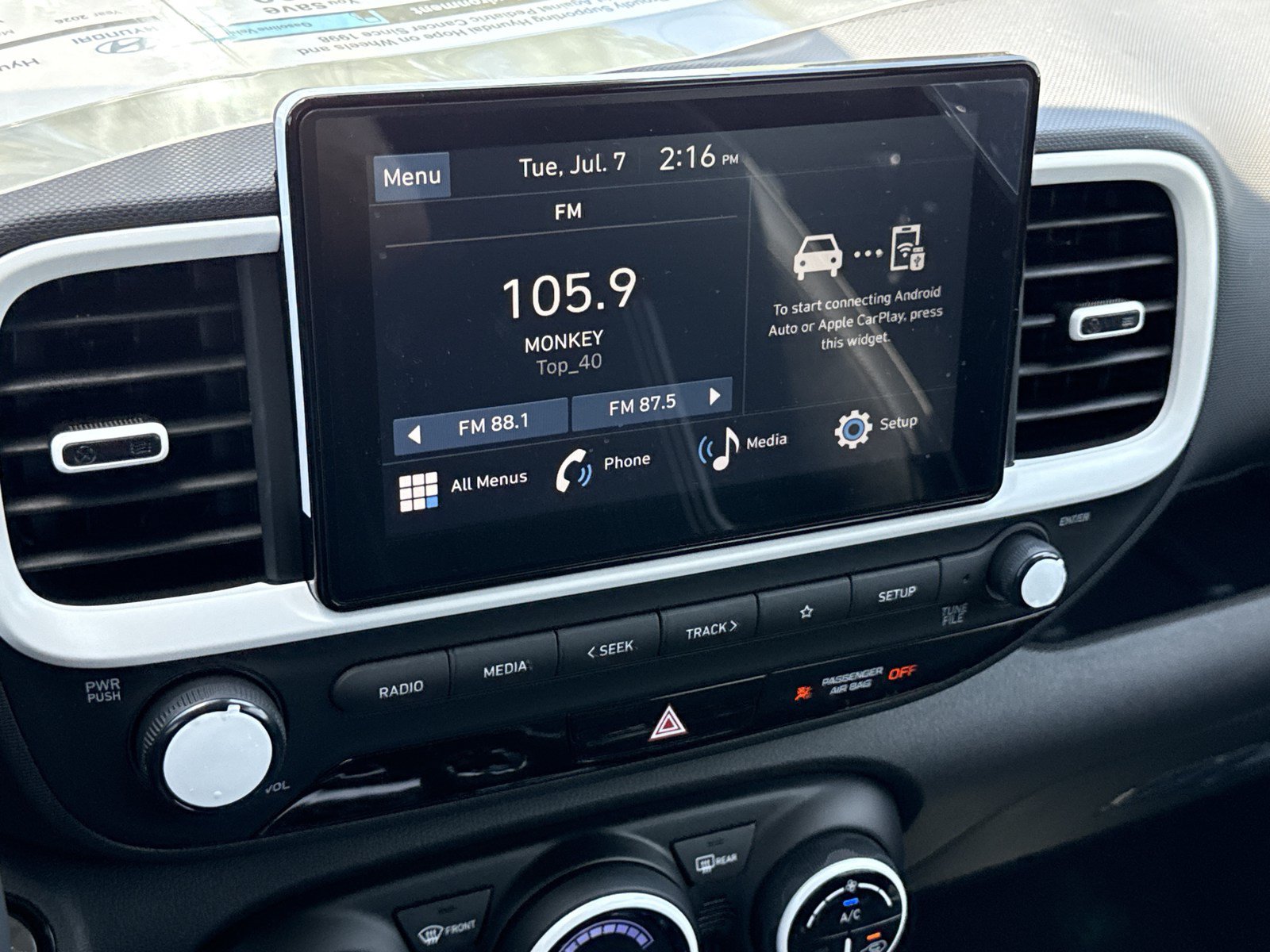 New 2026 Hyundai Venue SEL FWD image 21
