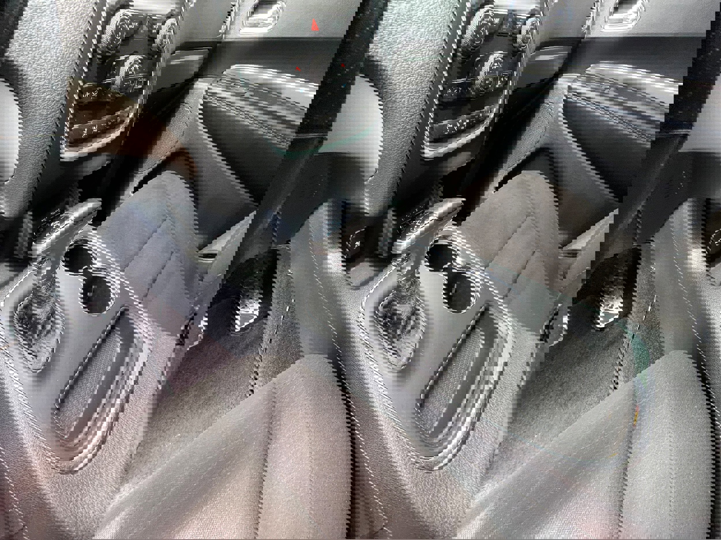 Used 2018 Dodge Durango SXT w/ Quick Order Package 2BB image 13