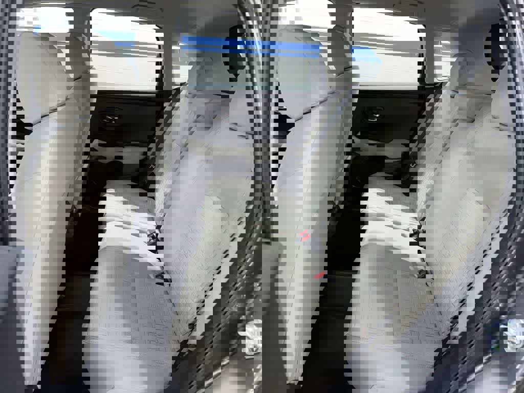 Certified 2024 Honda HR-V LX image 17