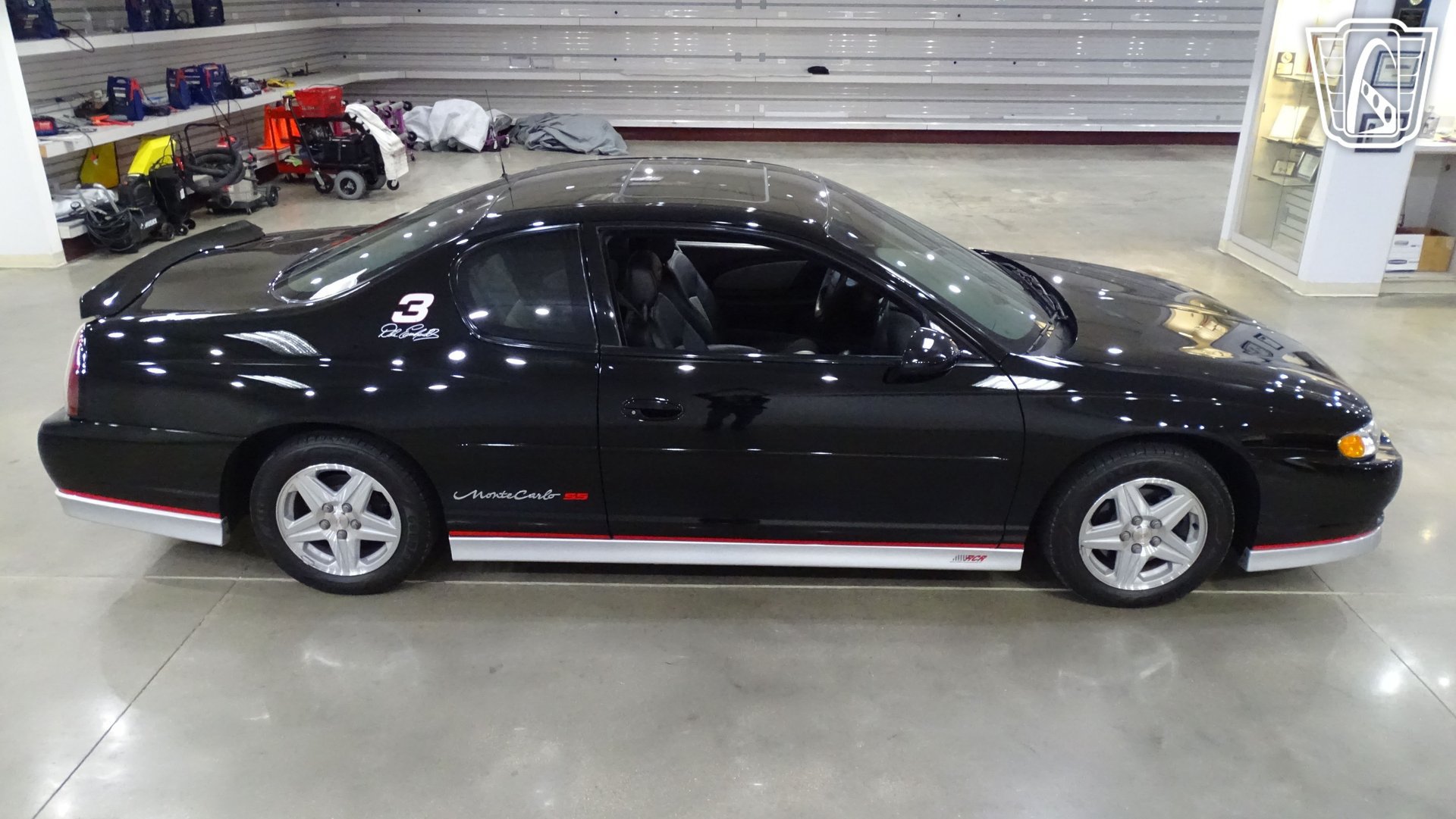 Used 2002 Chevrolet Monte Carlo SS w/ Pace Car Replica Pkg FWD image 17