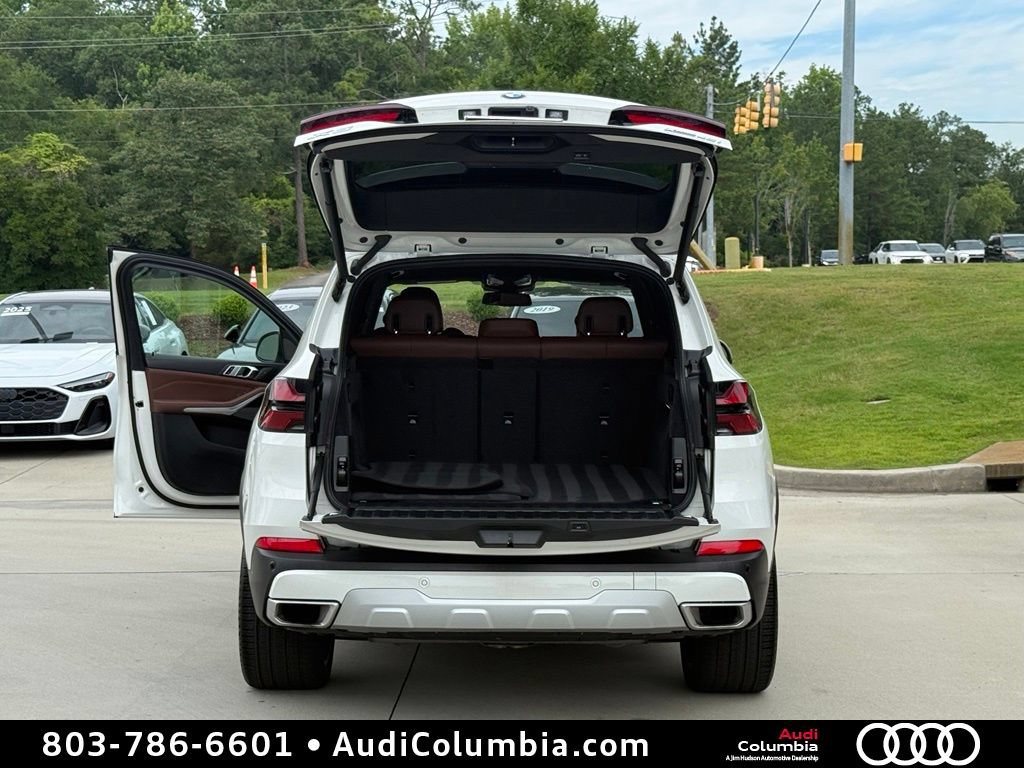 Used 2024 BMW X5 xDrive40i w/ Premium Package AWD/4WD image 16