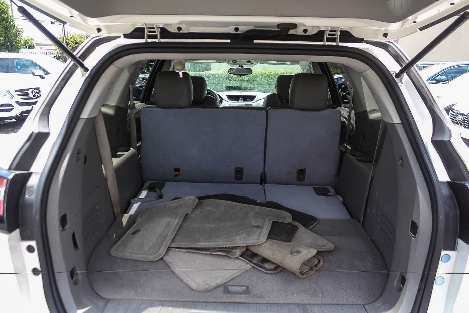 Used 2015 Chevrolet Traverse LS FWD image 34