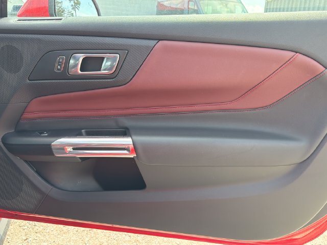 Used 2025 Ford Mustang GT Premium RWD image 35