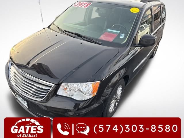 Used 2014 Chrysler Town & Country Touring w/ Driver Convenience Group