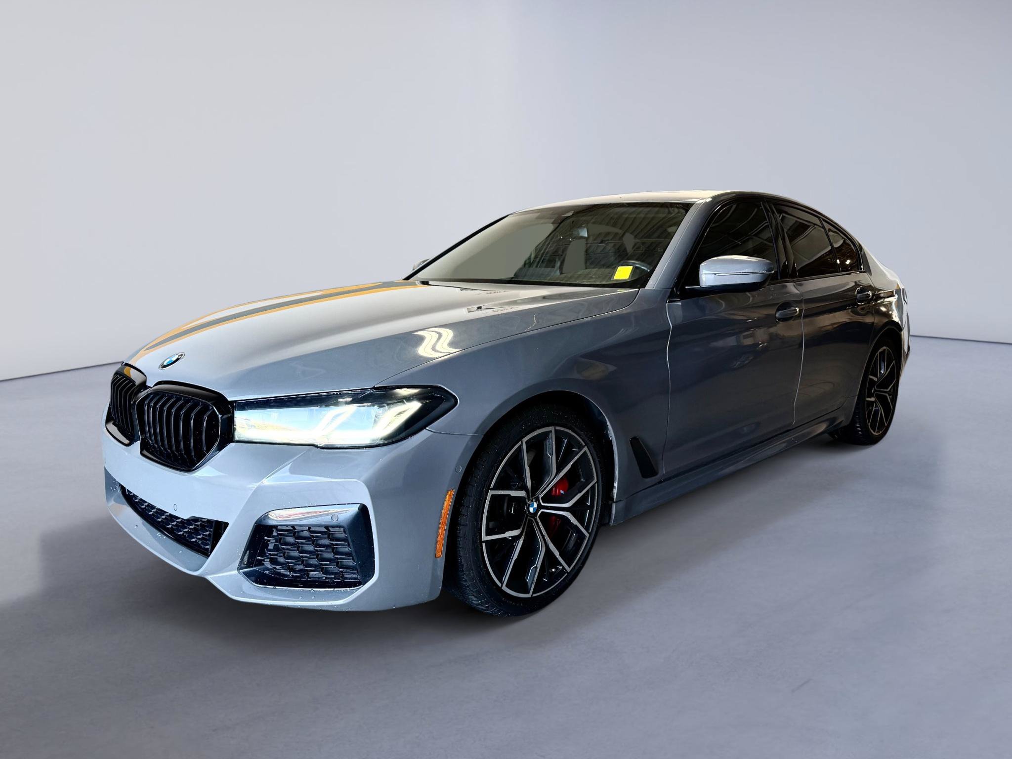 Used 2022 BMW 530i w/ M Sport Package RWD image 1