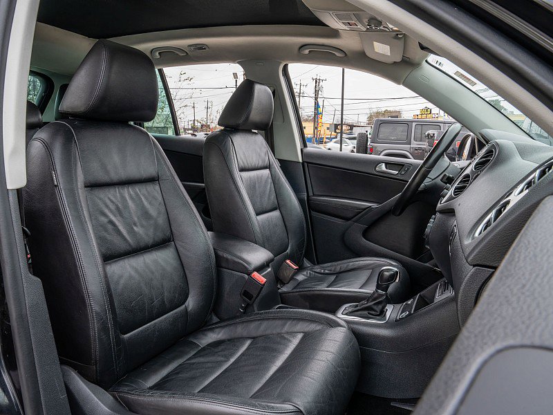 Used 2016 Volkswagen Tiguan SEL image 20