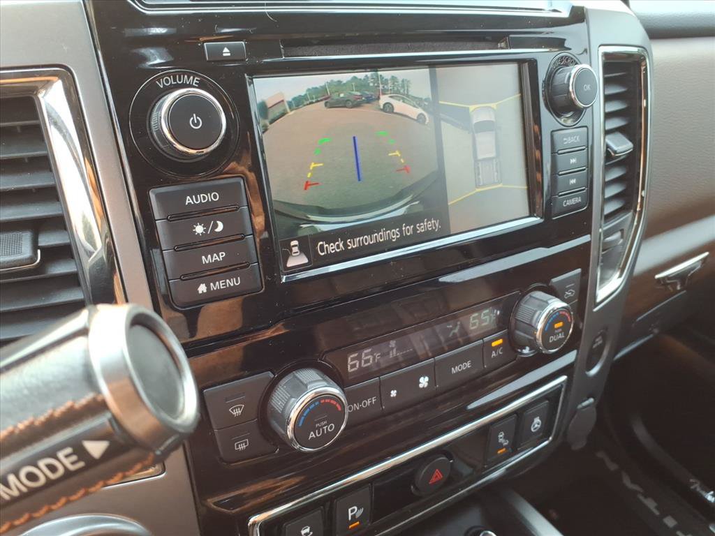 Used 2019 Nissan Titan Platinum Reserve AWD/4WD image 37