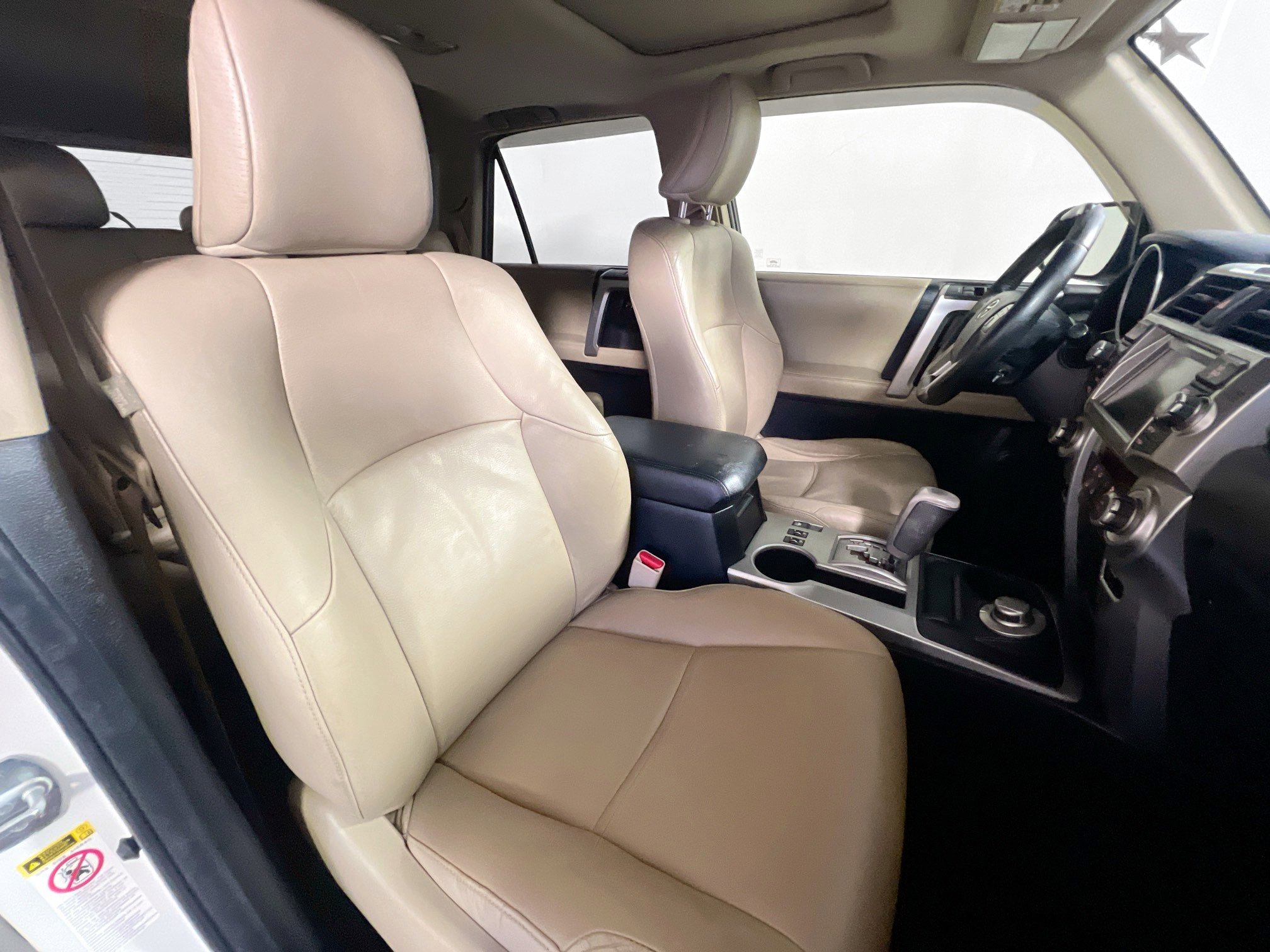 Used 2013 Toyota 4Runner Limited image 31