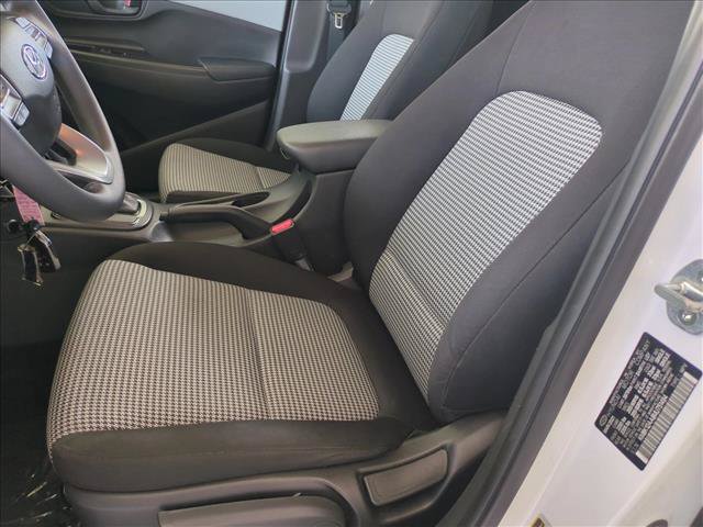 Used 2021 Hyundai Kona SE FWD image 15