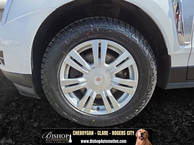 Used 2015 Cadillac SRX Luxury w/ Driver Awareness Package FWD image 25