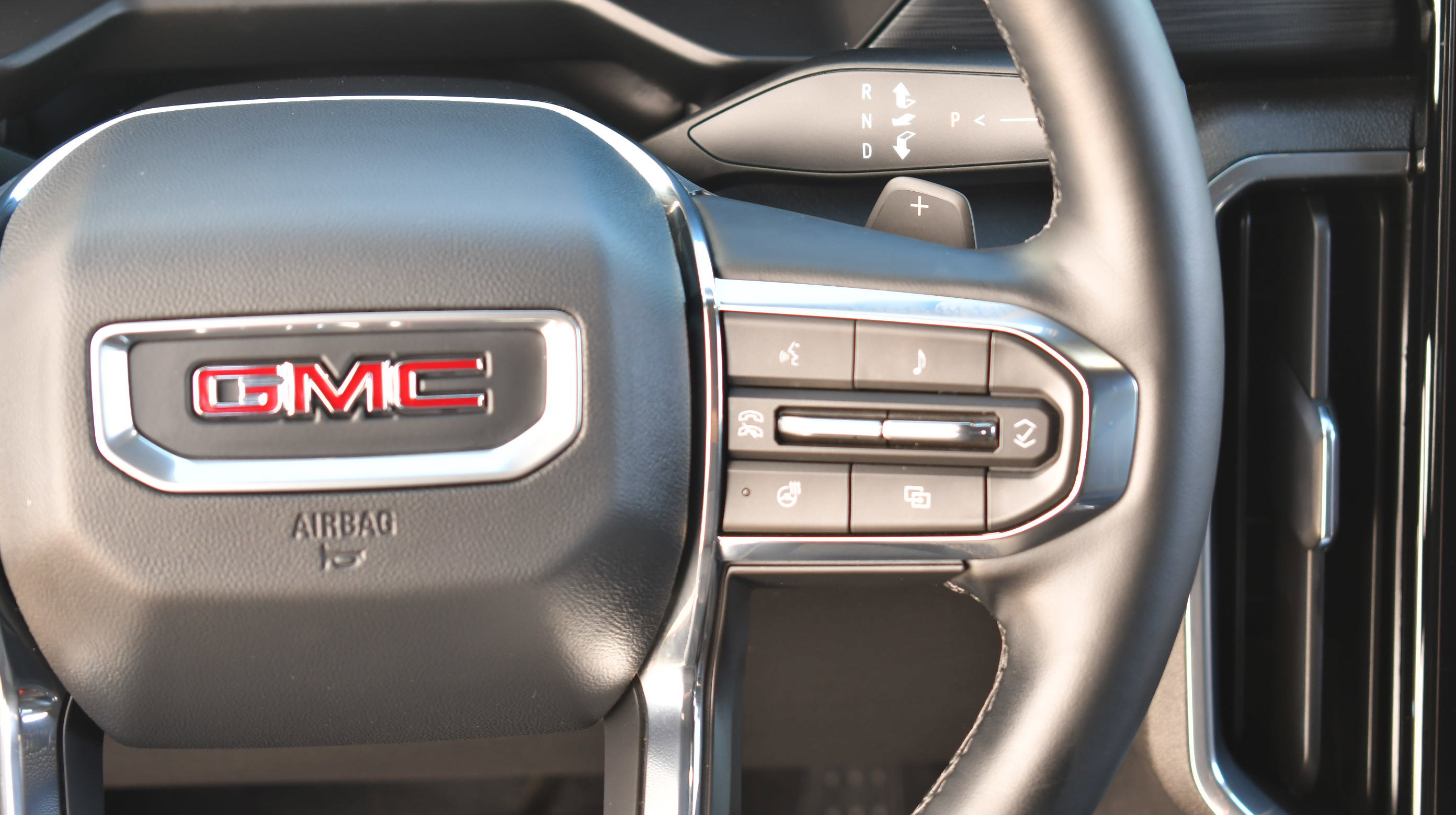 Used 2025 GMC Acadia Elevation FWD image 20