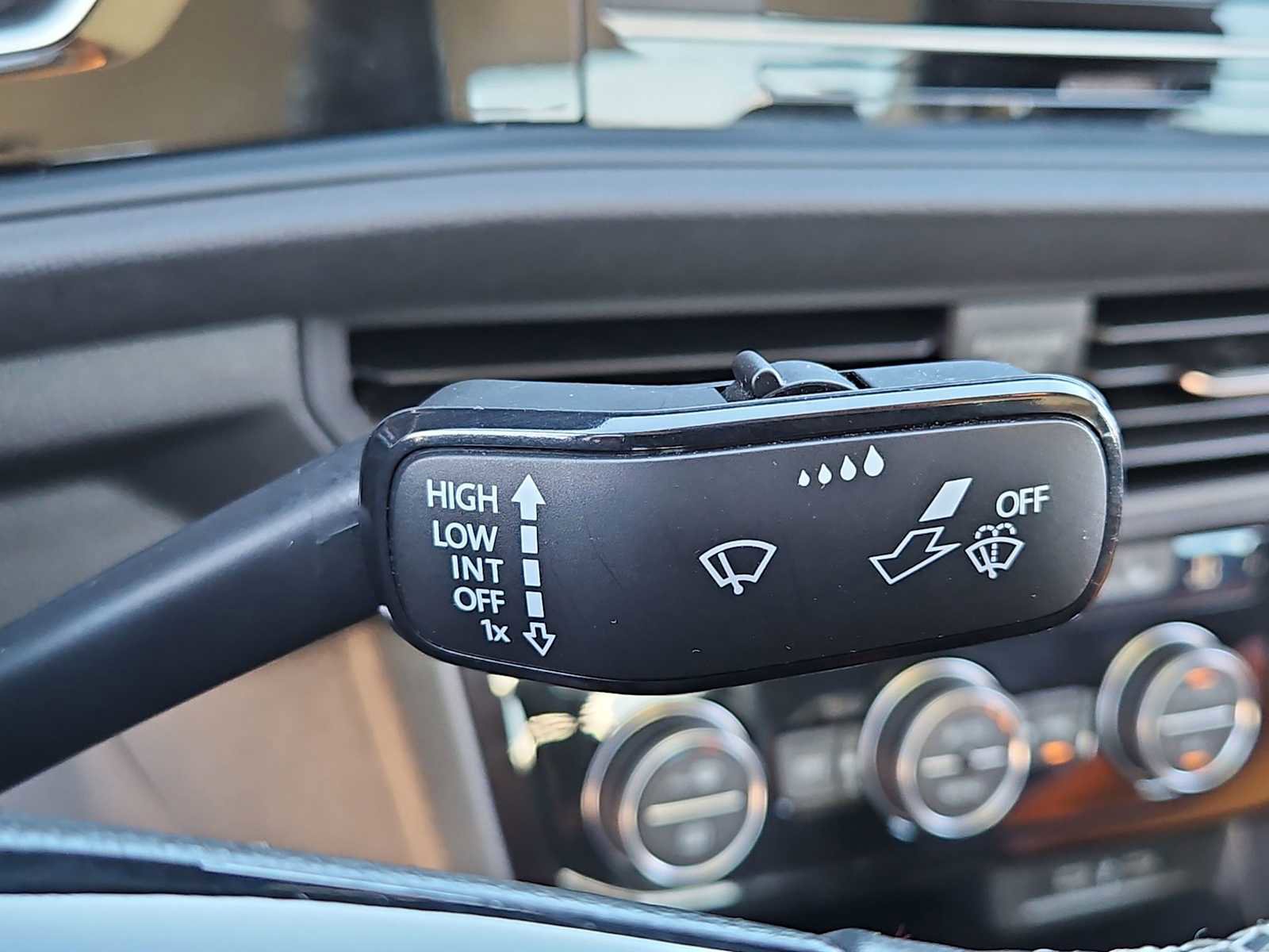 Used 2021 Volkswagen Jetta SE image 26