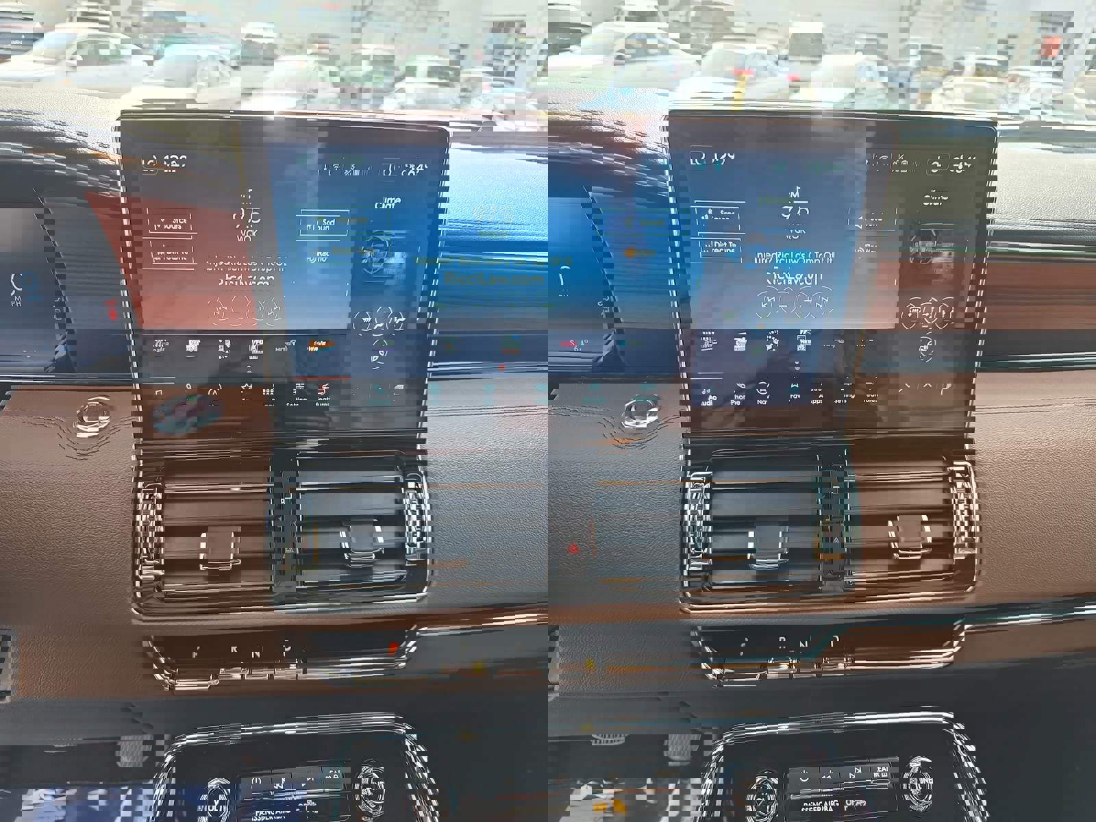 Used 2024 Lincoln Navigator Reserve image 24