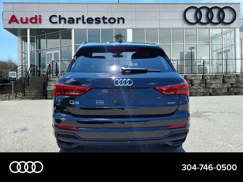 Certified 2025 Audi Q3 2.0T Premium w/ Convenience Package AWD/4WD image 4