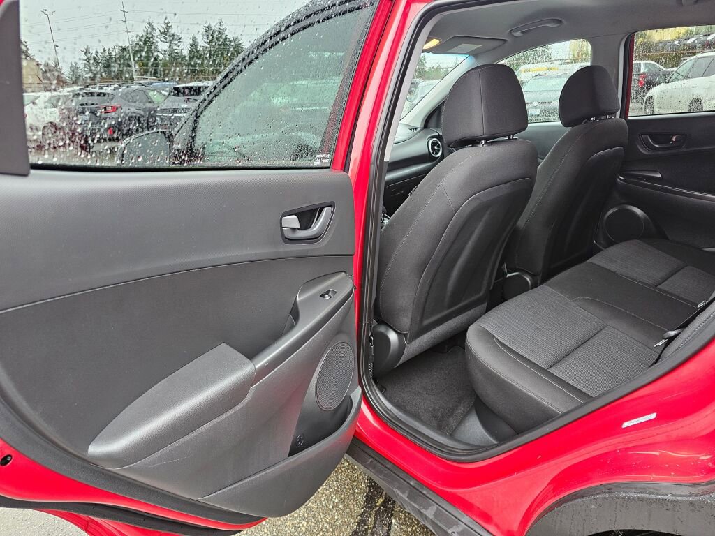 Used 2023 Hyundai Kona SEL image 13