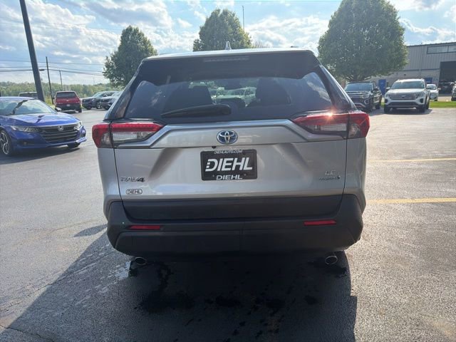 Used 2023 Toyota RAV4 LE AWD/4WD image 6