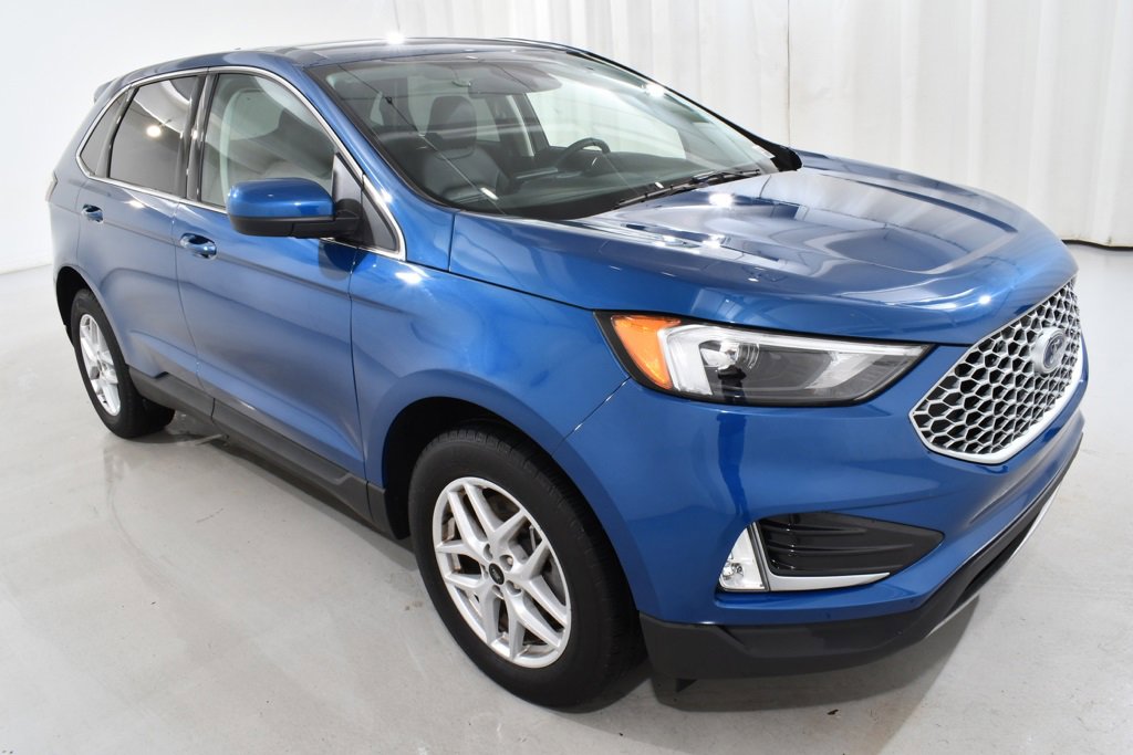 Used 2024 Ford Edge SEL w/ Convenience Package image 5
