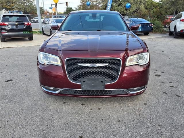 Used 2019 Chrysler 300 Touring w/ Driver Convenience Group RWD image 2
