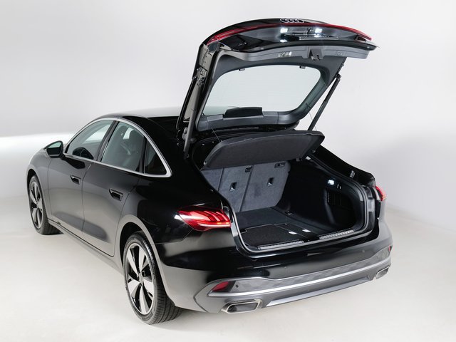 Certified 2025 Audi A5 Premium AWD/4WD image 6