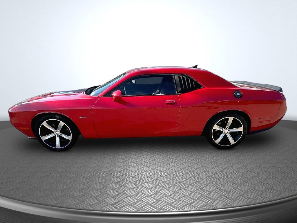 Used 2016 Dodge Challenger R/T Plus RWD image 8