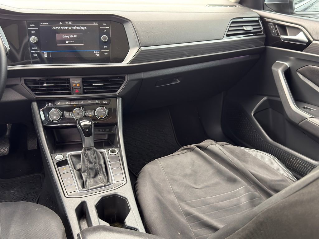 Used 2023 Volkswagen Jetta SEL FWD image 24