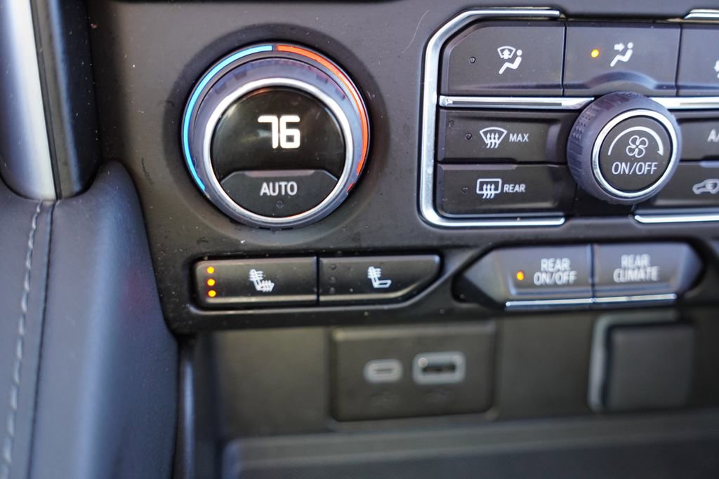 Certified 2024 Chevrolet Tahoe Z71 w/ Luxury Package image 37