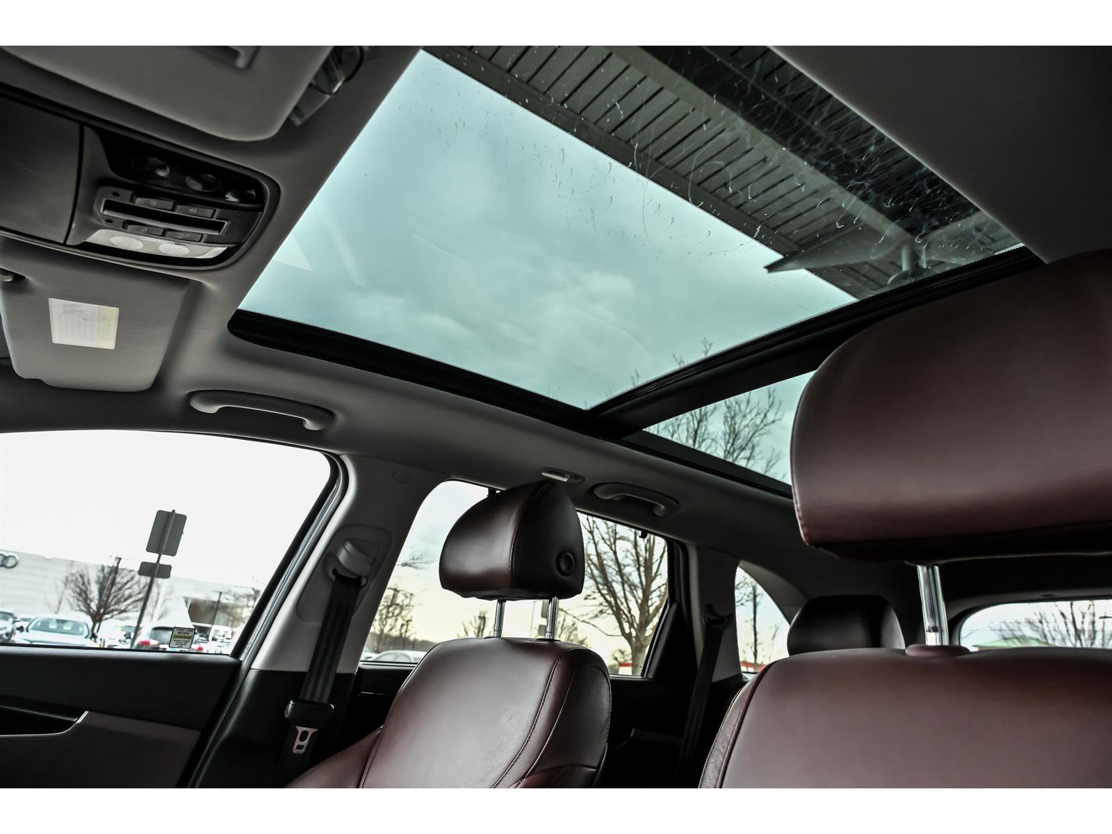 Used 2018 Kia Sorento SX image 13