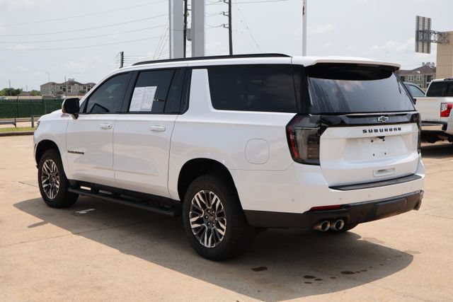 Used 2026 Chevrolet Suburban Z71 w/ Comfort Package AWD/4WD image 4