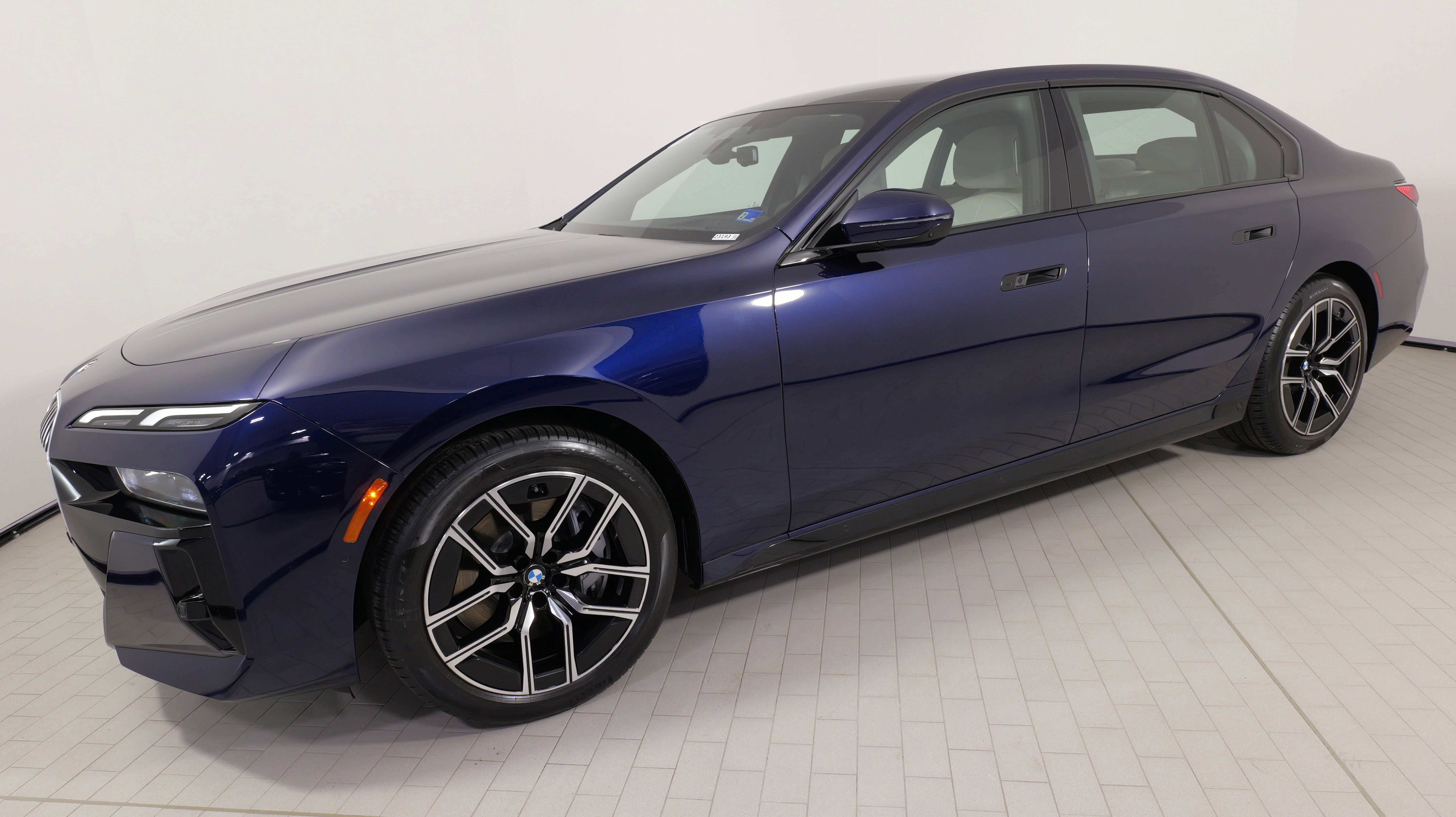 Used 2023 BMW 760i xDrive