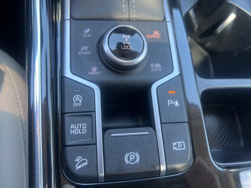 Certified 2025 Kia Sorento SX AWD/4WD image 59