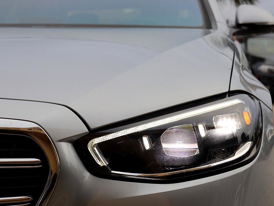 Used 2023 Mercedes-Benz S 580 4MATIC Sedan image 40